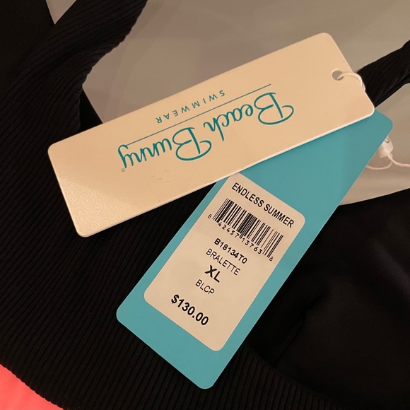 Beach Bunny Bikini Top - Picture 3 of 3